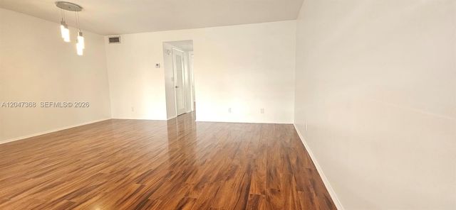300 Layne Blvd 313, Hallandale Beach, FL 33009