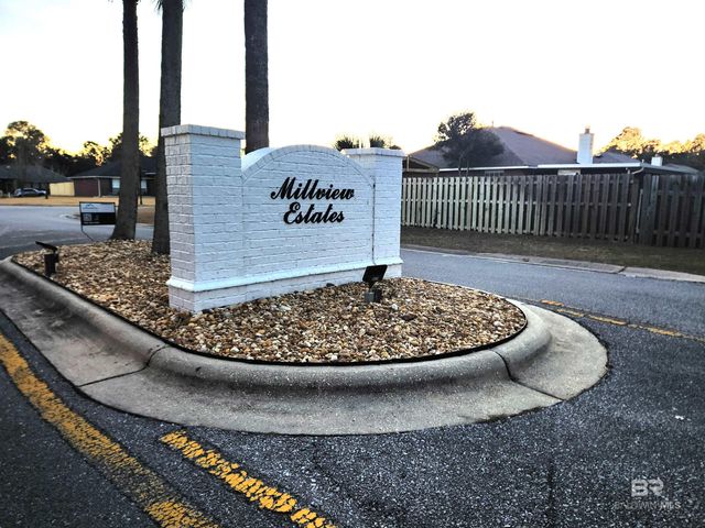 10754 Crosscut Drive, Pensacola, FL 32506