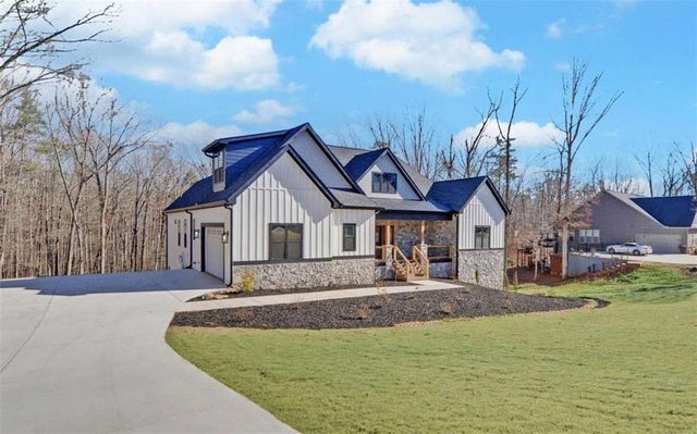 281 Abbington Way, Clarkesville, GA 30523