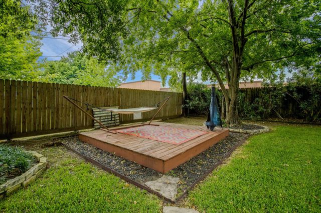 1014 Nashua Street, Houston, TX 77008