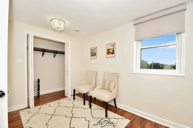 635 E Prairie Avenue, Lombard, IL 60148