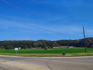 9.9 acres Hwy 14 & Hwy 78/19, Mazomanie, WI 53560