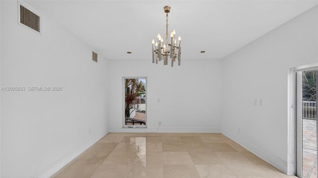 3226 NE 168th St, North Miami Beach, FL 33160