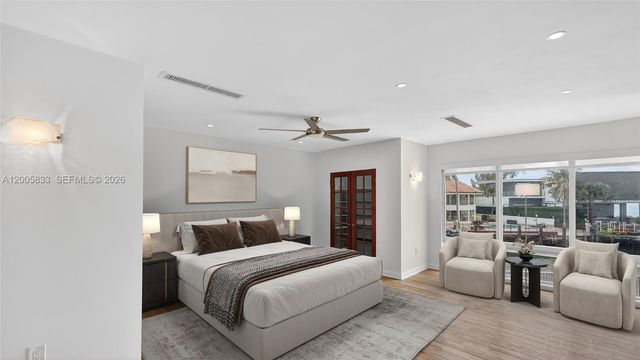 3226 NE 168th St, North Miami Beach, FL 33160