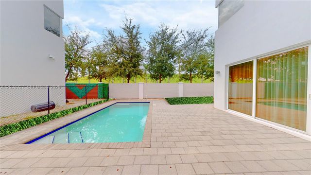 9980 NW 74th Terrace 9980, Doral, FL 33178