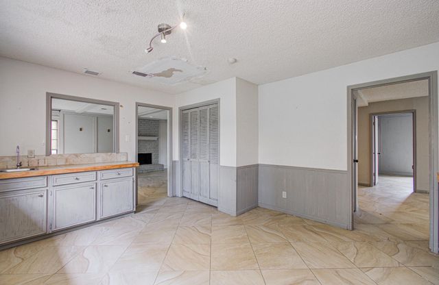14907 Penn Hills Lane, Houston, TX 77062