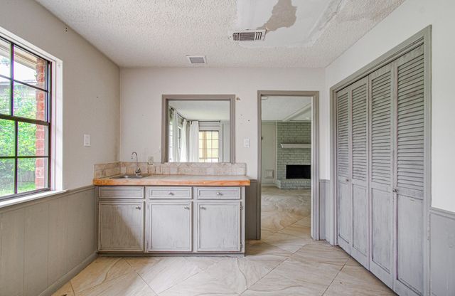 14907 Penn Hills Lane, Houston, TX 77062