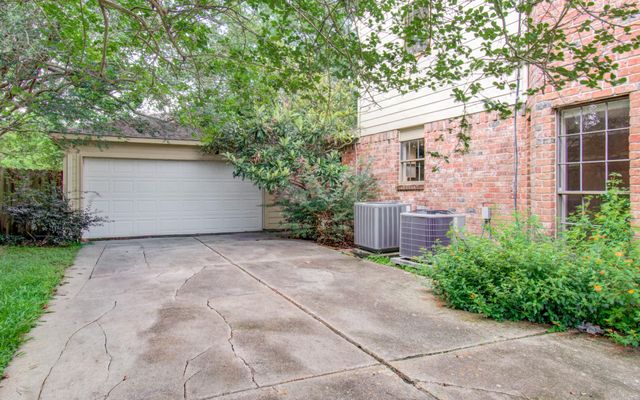 14907 Penn Hills Lane, Houston, TX 77062