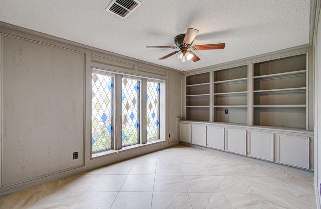 14907 Penn Hills Lane, Houston, TX 77062