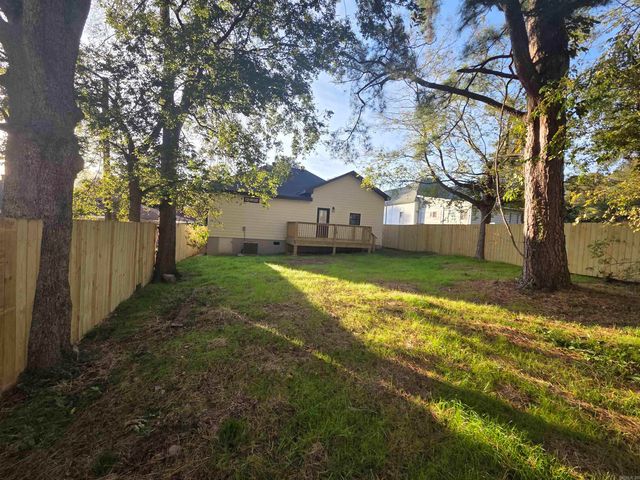 2411 S Schiller, Little Rock, AR 72206