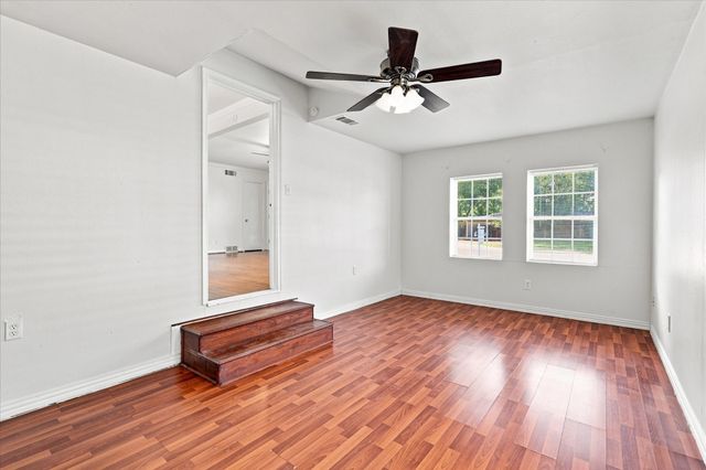 2125 Housley Drive, Dallas, TX 75228