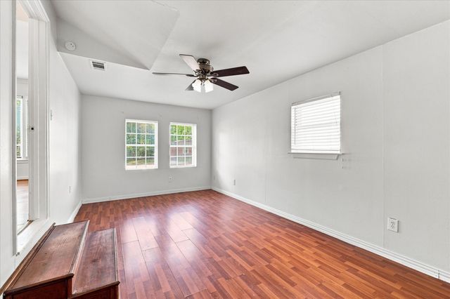 2125 Housley Drive, Dallas, TX 75228