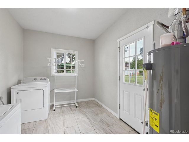 629 Hackberry Dr, Colorado Springs, CO 80911