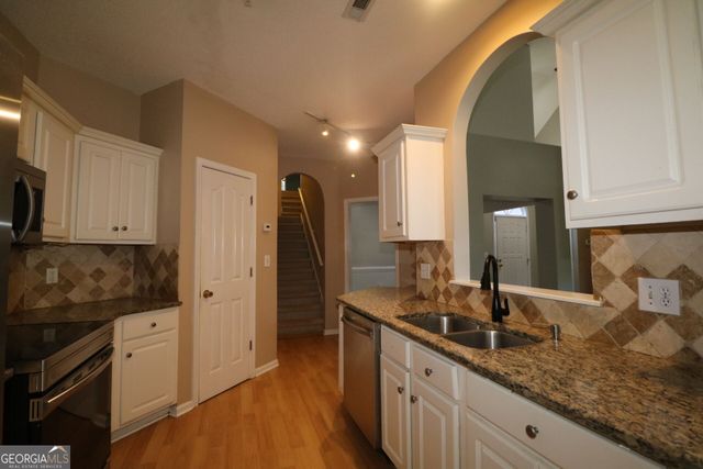 842 Clifton Ridge, Mcdonough, GA 30253