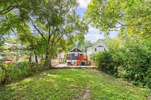 2944 Lockridge Avenue, Kansas City, MO 64129