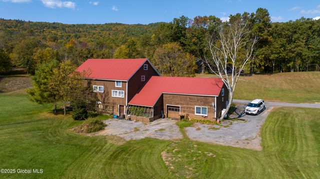 249 Old Saratoga Road, Moreau, NY 12831