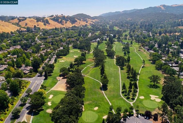 1909 Skycrest Dr 5, Walnut Creek, CA 94595