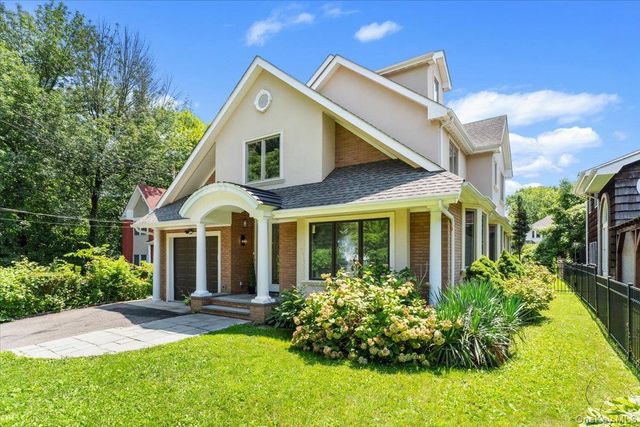 11A Forest Lane, Great Neck, NY 11024