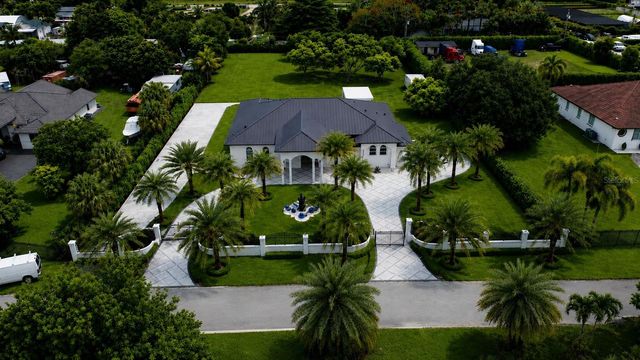 23710 SW 214TH PLACE, Homestead, FL 33031