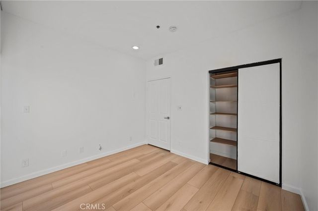 19350 Sherman Way 338, Reseda, CA 91335