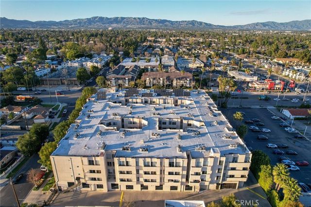 19350 Sherman Way 338, Reseda, CA 91335