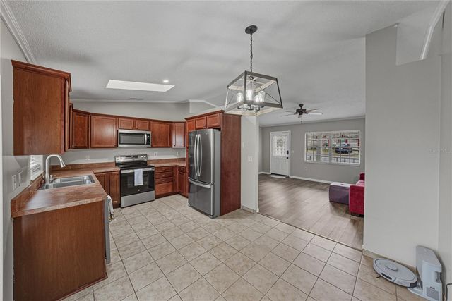 36547 JACKSON AVENUE, Dade City, FL 33525