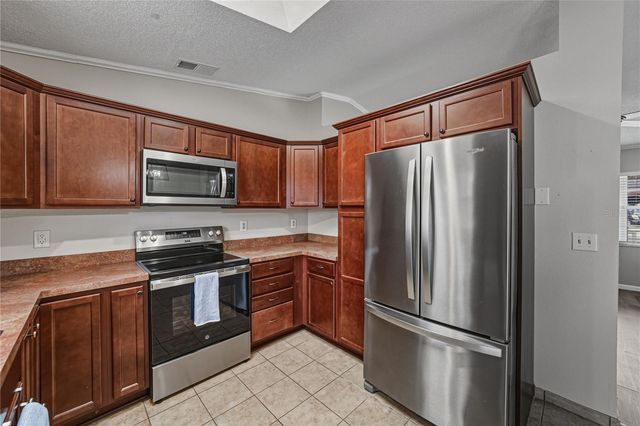 36547 JACKSON AVENUE, Dade City, FL 33525