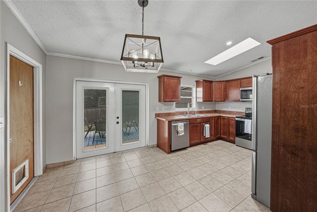 36547 JACKSON AVENUE, Dade City, FL 33525