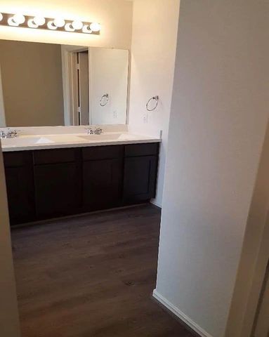 7200 Dungarees WAY, Del Valle, TX 78617