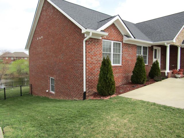 300 Squires Way, Nicholasville, KY 40356