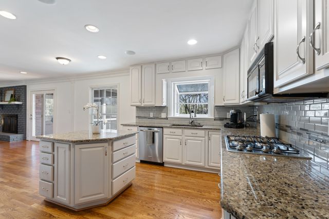 8012 Knoll Ct, Brentwood, TN 37027
