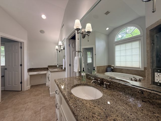 8012 Knoll Ct, Brentwood, TN 37027