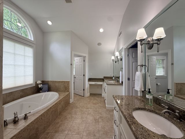 8012 Knoll Ct, Brentwood, TN 37027
