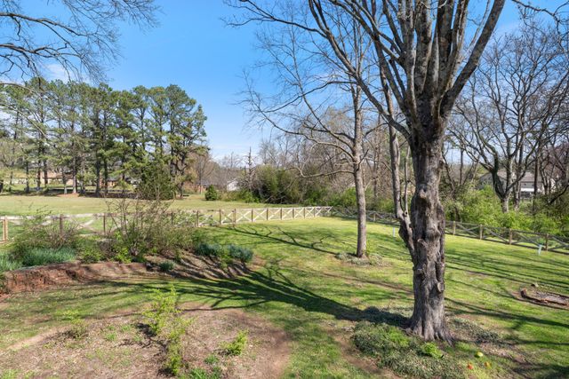 8012 Knoll Ct, Brentwood, TN 37027
