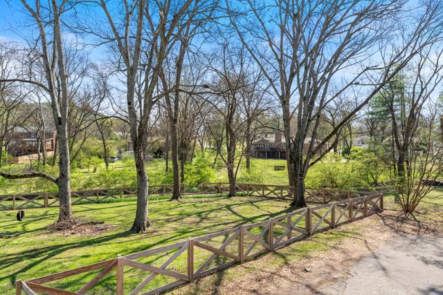 8012 Knoll Ct, Brentwood, TN 37027