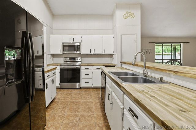 2754 Willafa Woods, Cartwright, OK 74731