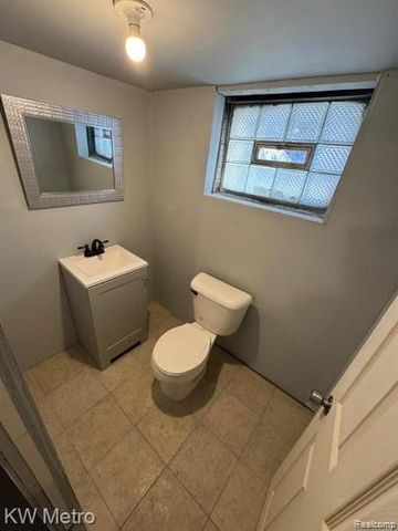 4707 Buckingham Avenue, Detroit, MI 48224