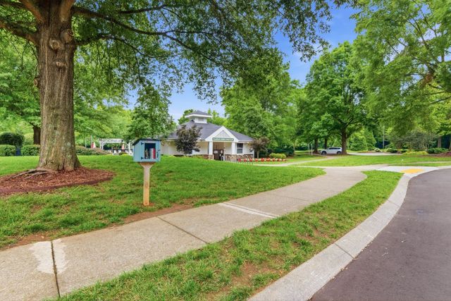 3258 Dark Woods Dr, Franklin, TN 37064