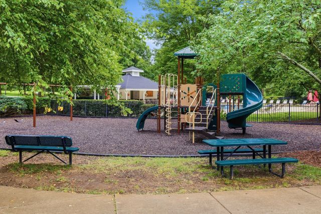 3258 Dark Woods Dr, Franklin, TN 37064