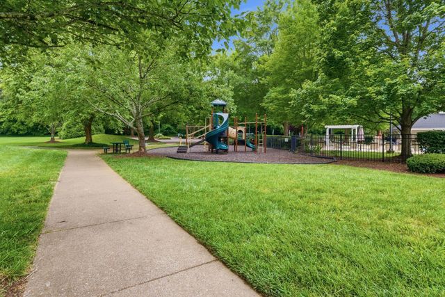 3258 Dark Woods Dr, Franklin, TN 37064