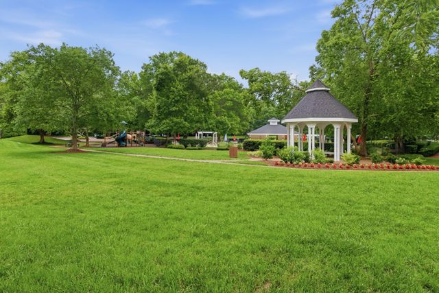 3258 Dark Woods Dr, Franklin, TN 37064