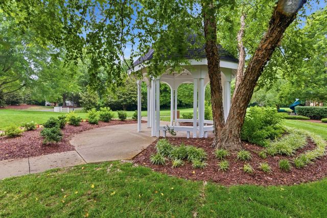 3258 Dark Woods Dr, Franklin, TN 37064