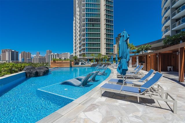 383 Kalaimoku Street E1803, Honolulu, HI 96815