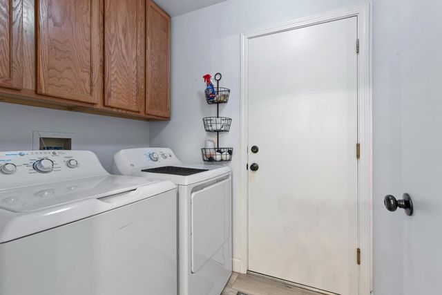 2713 Amadeus Dr, Modesto, CA 95358