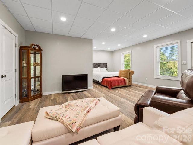 154 & 156 Dogwood Drive, Weaverville, NC 28787
