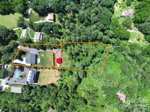 154 & 156 Dogwood Drive, Weaverville, NC 28787
