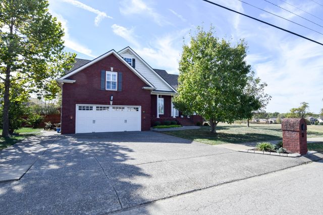 185 Stanley Dr, Gallatin, TN 37066