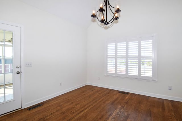 185 Stanley Dr, Gallatin, TN 37066