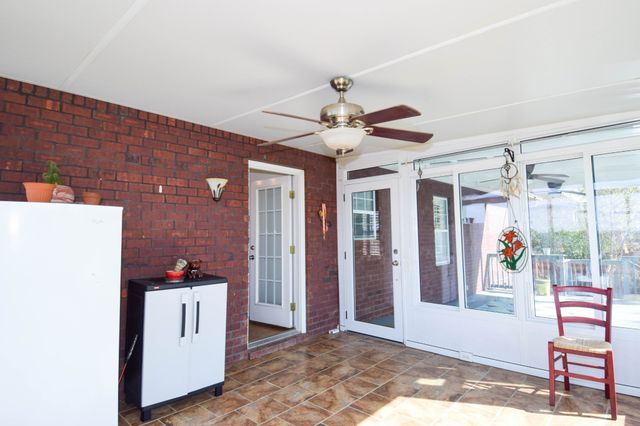 185 Stanley Dr, Gallatin, TN 37066