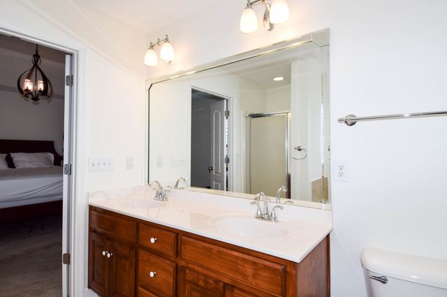 185 Stanley Dr, Gallatin, TN 37066